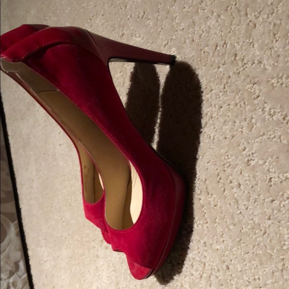 Red heels - Picture 2 of 6